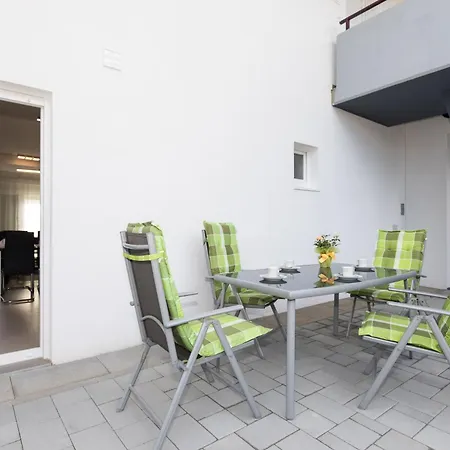 Salvagno Appartement *